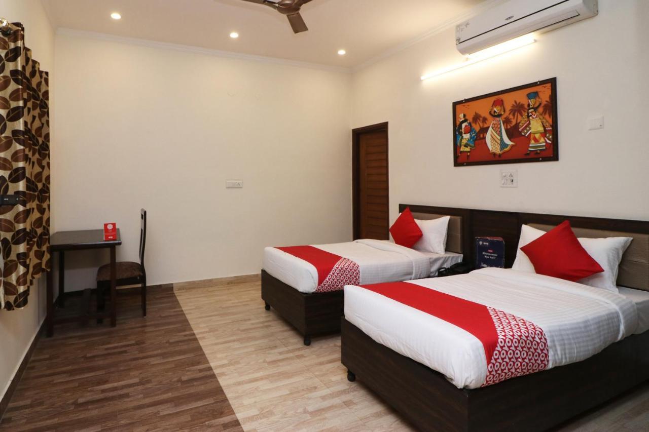 Nest Residency Faridabad Luaran gambar