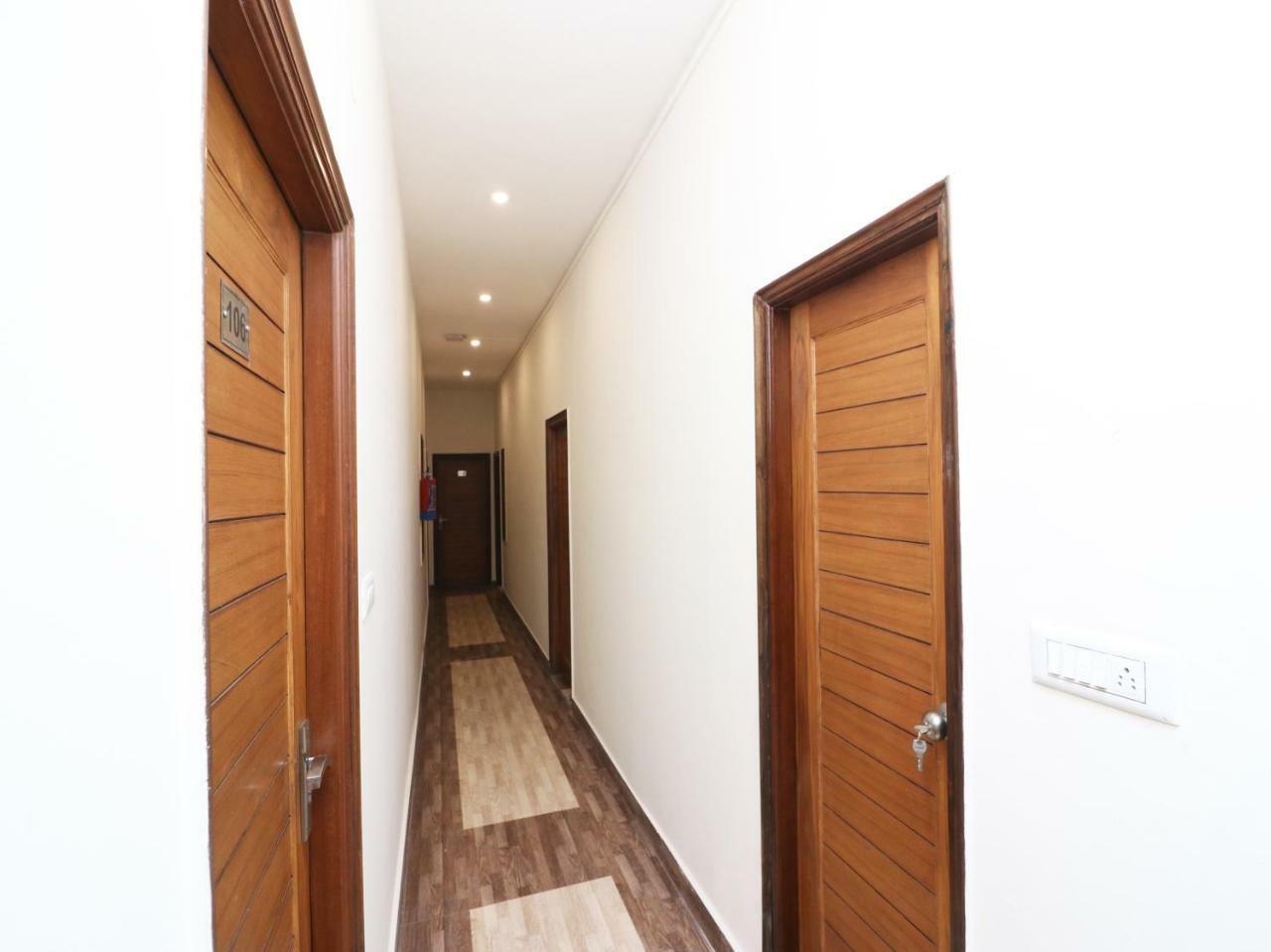 Nest Residency Faridabad Luaran gambar