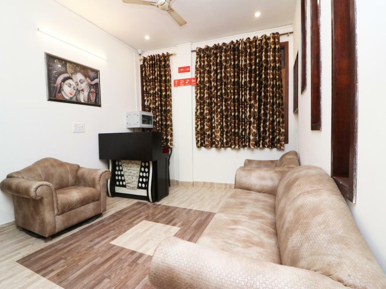 Nest Residency Faridabad Luaran gambar